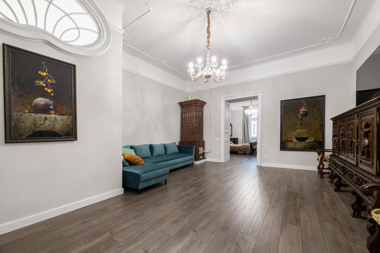 3 Room Apartments , Rohatyntsyv Street 리비프 외부 사진
