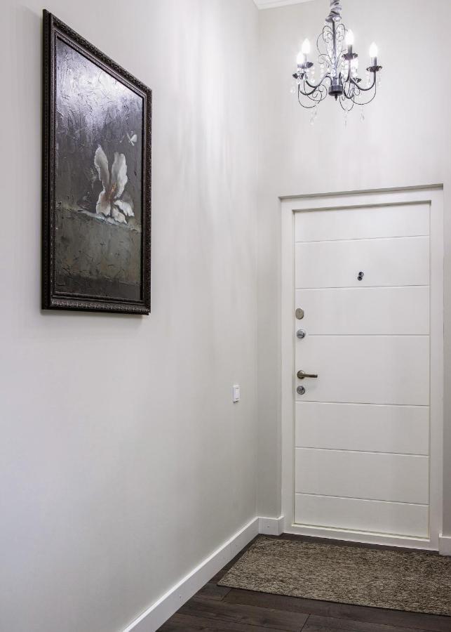 3 Room Apartments , Rohatyntsyv Street 리비프 외부 사진