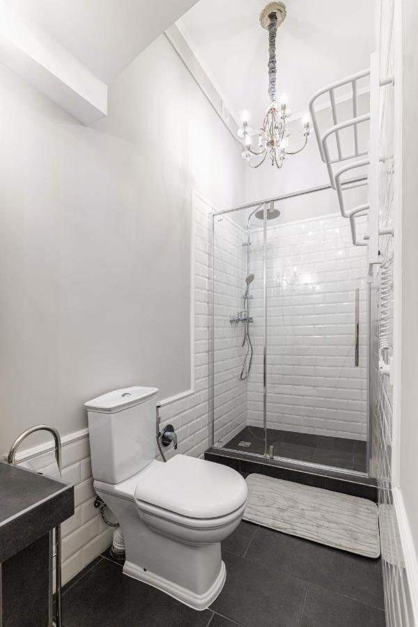 3 Room Apartments , Rohatyntsyv Street 리비프 외부 사진